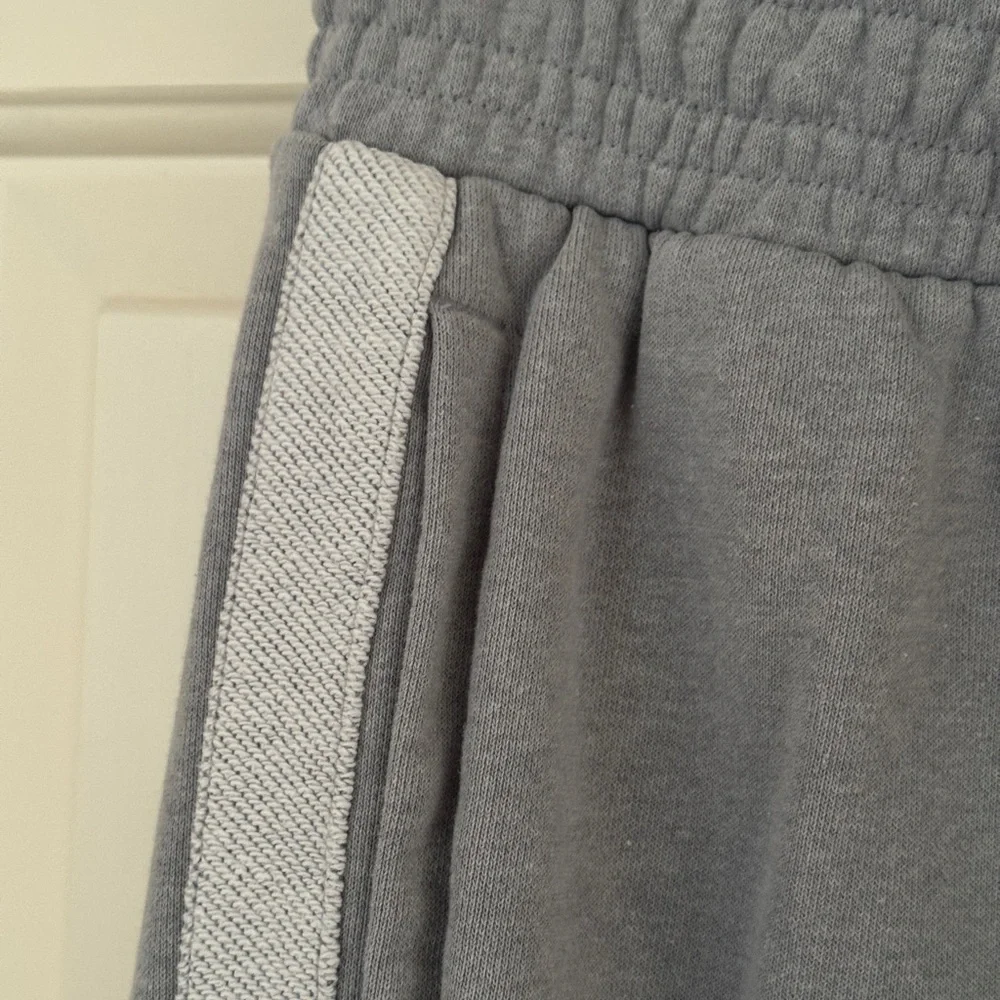 Under Armour Earn Greatness Gray Jogger Sweatpants